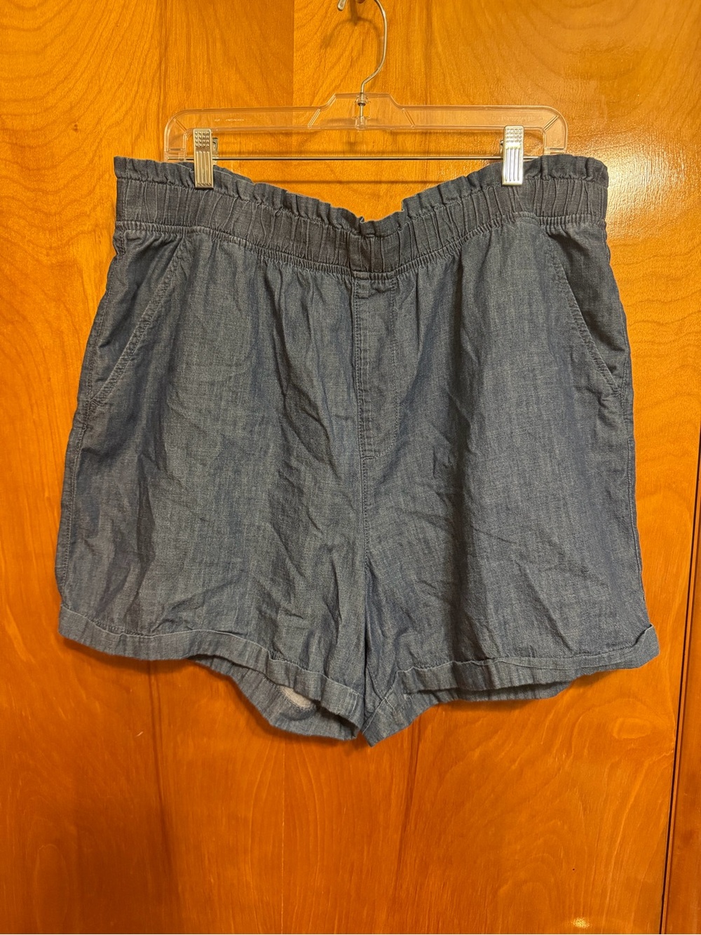 Falls Creek Elastic-Waist Chambray Shorts - Blue
